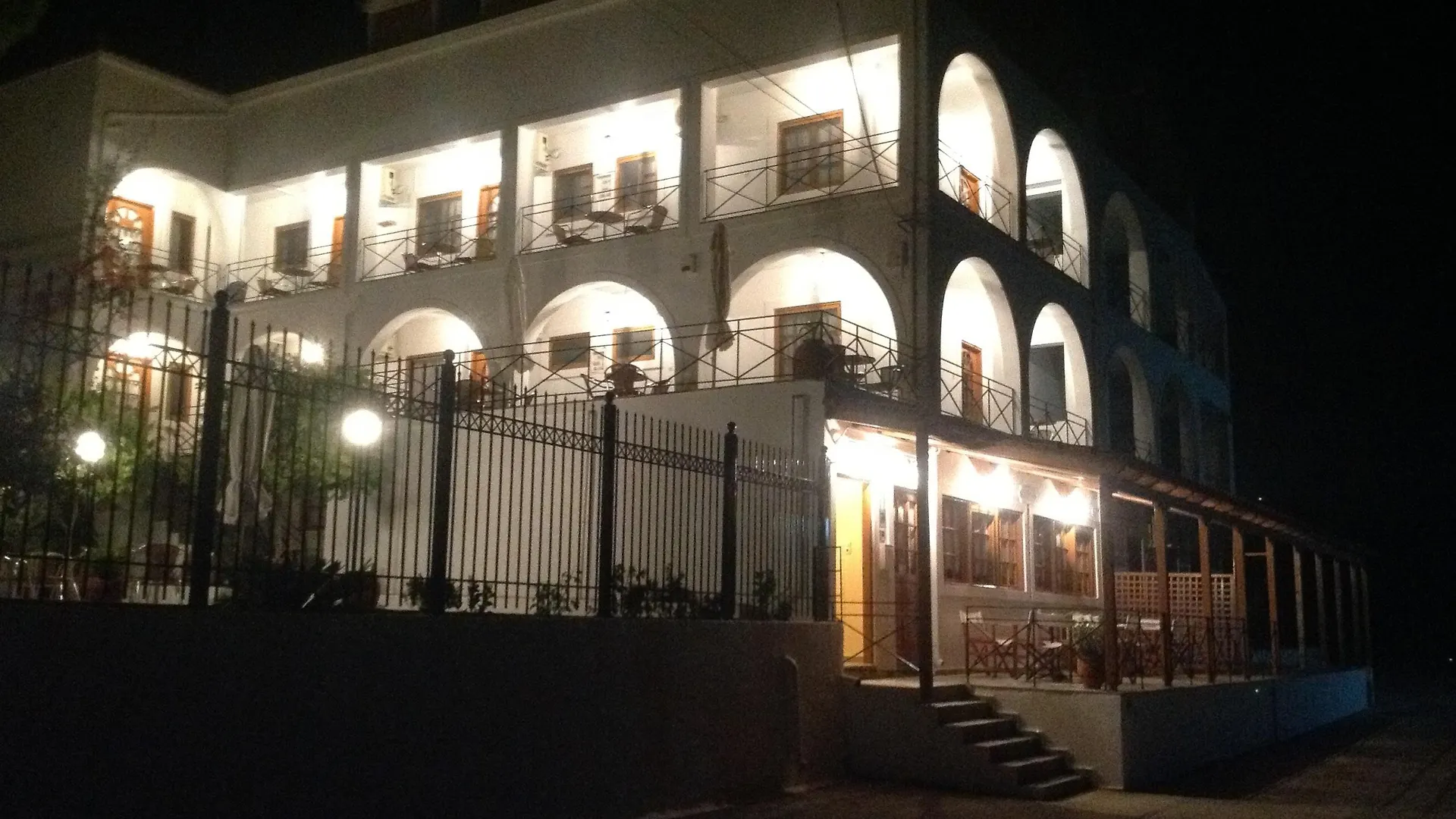 *** Apartmanhotel Travlos Studios Eleios-Pronnoi Görögország