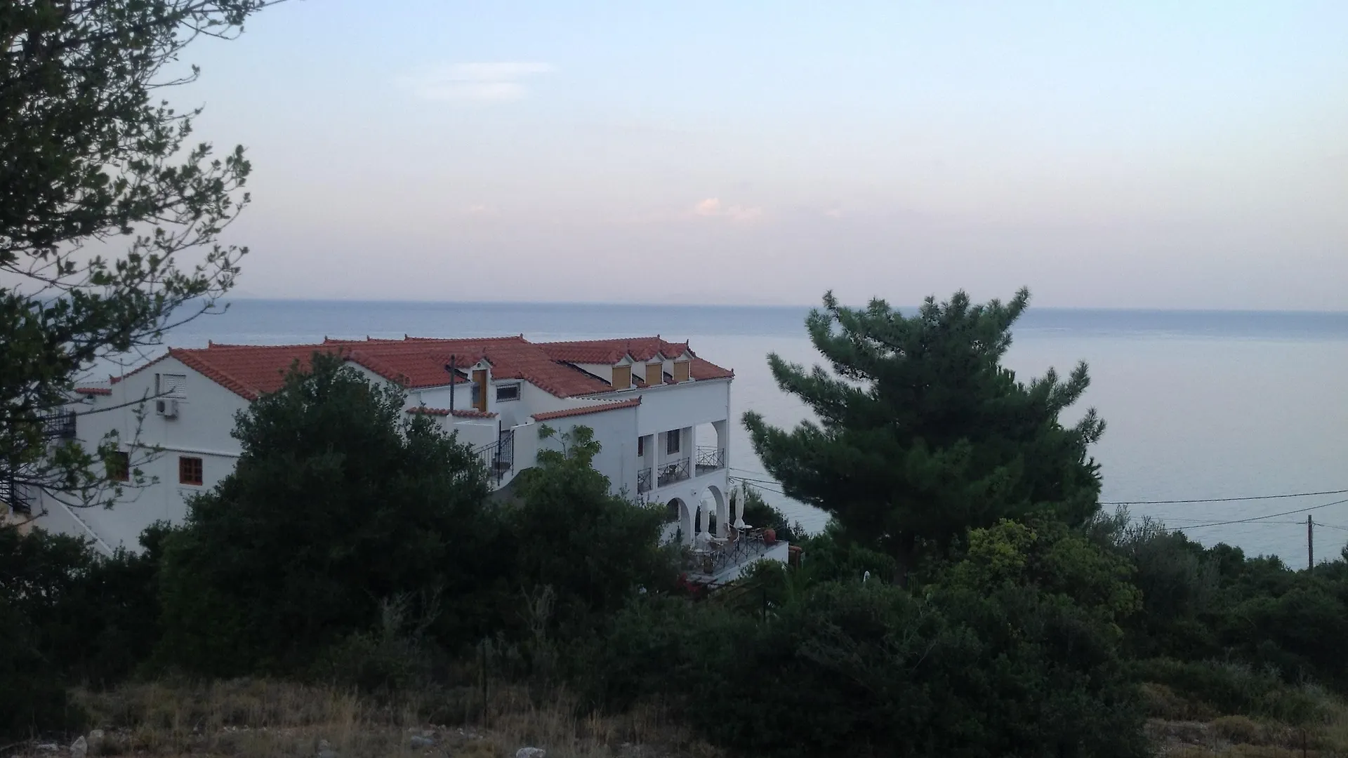Travlos Studios Eleios-Pronnoi