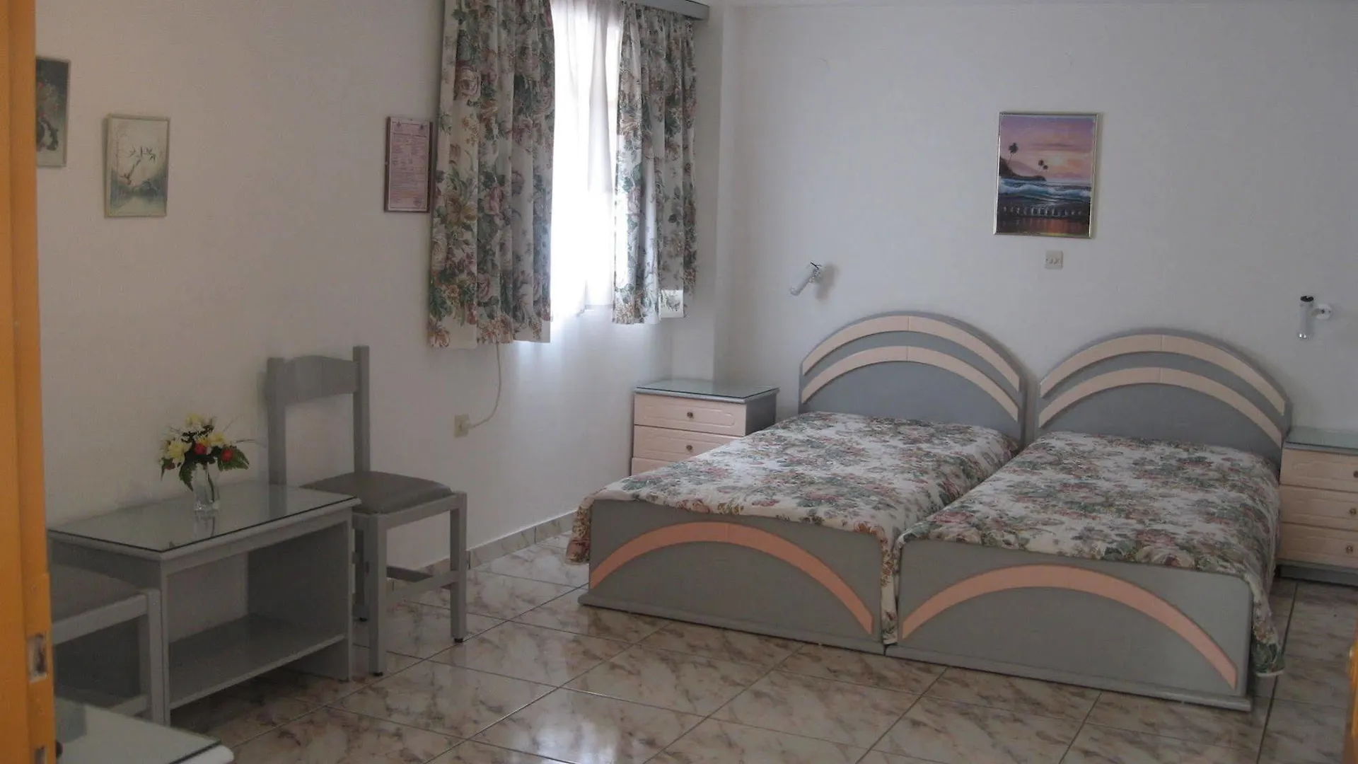 Travlos Studios Eleios-Pronnoi